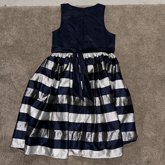 *Holiday Dress - Picture 4 of 5